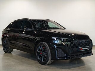 2025 Audi Q8 50 TDI I (4M) Рестайлинг, чёрный, 12190000 рублей, вид 3