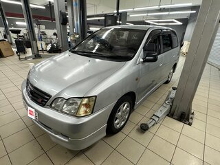 2000 Toyota Gaia, серебристый, 644000 рублей, вид 1