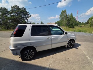 1999 Toyota Raum I, белый, 420000 рублей, вид 3