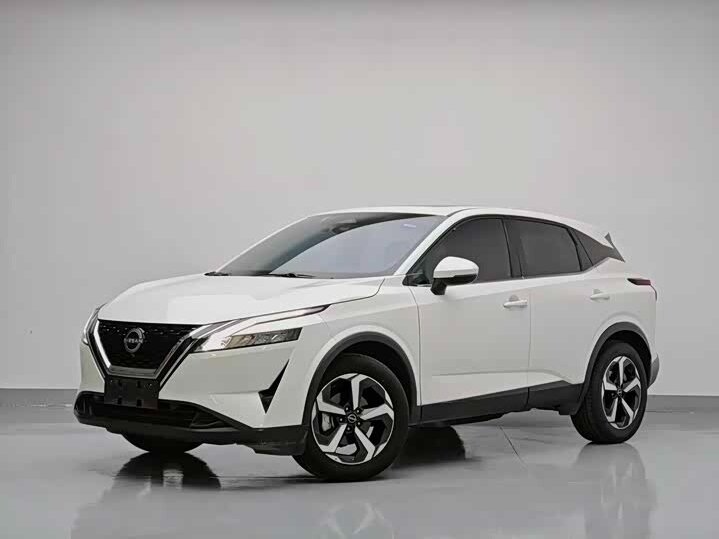 Открыть фотографии: Nissan Qashqai III