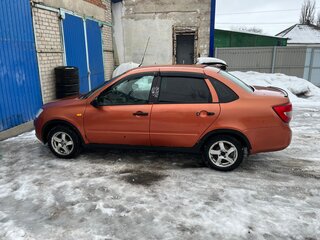 2013 Lada (ВАЗ) Granta I, оранжевый, 300000 рублей, вид 4
