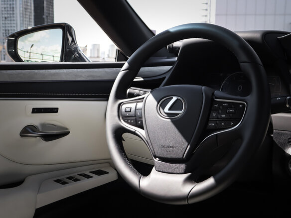 2025 Lexus ES 200 VII Рестайлинг 2, серый - вид 14