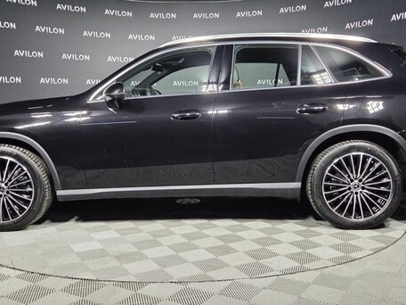 2025 Mercedes-Benz GLC 300 II (X254), чёрный, 8500000 рублей, вид 3