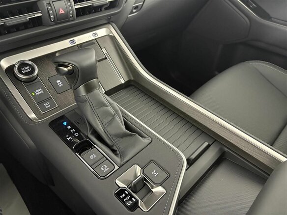 2026 Lexus GX 550 III, серый, 14600000 рублей - вид 15