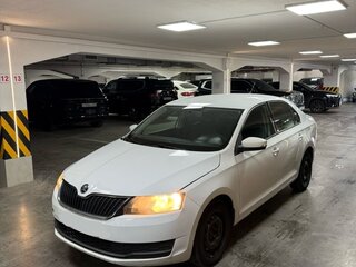 2019 Skoda Rapid I Рестайлинг, белый, 600000 рублей, вид 1