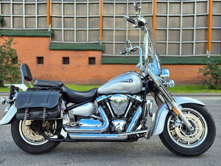 2007 Yamaha XV 1700 Road Star, серебристый, 599000 рублей, вид 1