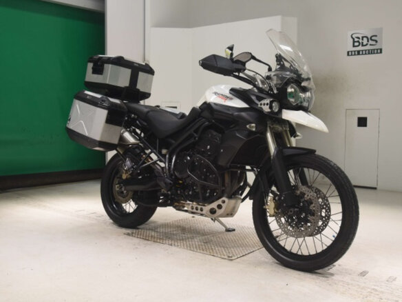 2012 Triumph Tiger 800, белый, 600000 рублей