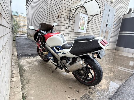 1996 Honda RVF 400, красный, 210000 рублей, вид 4