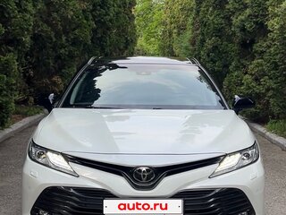 2020 Toyota Camry VIII (XV70), белый, 3000000 рублей, вид 3