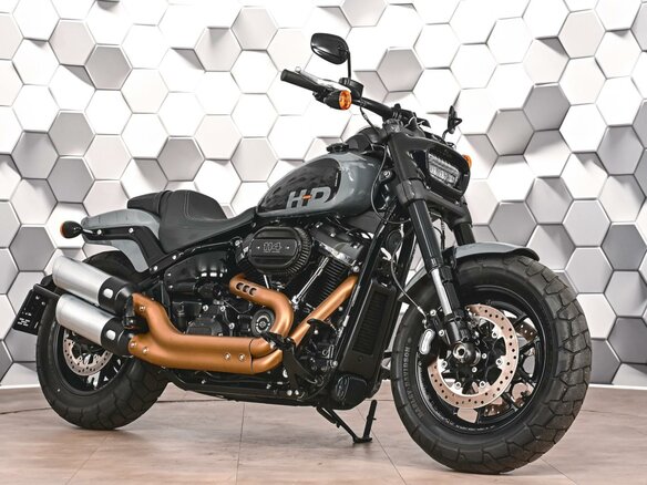 2022 Harley-Davidson Fat Bob, серый, 1899000 рублей
