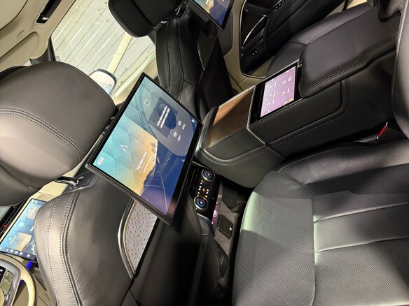 2022 Land Rover Range Rover P400 MHEV V, чёрный, 15500000 рублей - вид 15