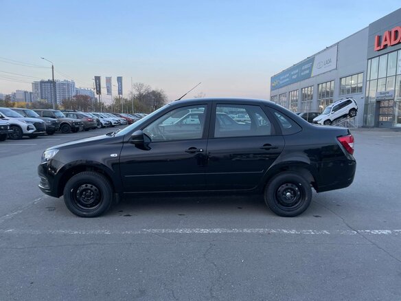2026 Lada (ВАЗ) Granta I Рестайлинг, чёрный - вид 13