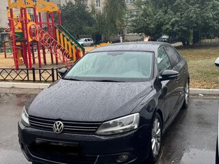 2013 Volkswagen Jetta VI, чёрный, 860000 рублей, вид 2