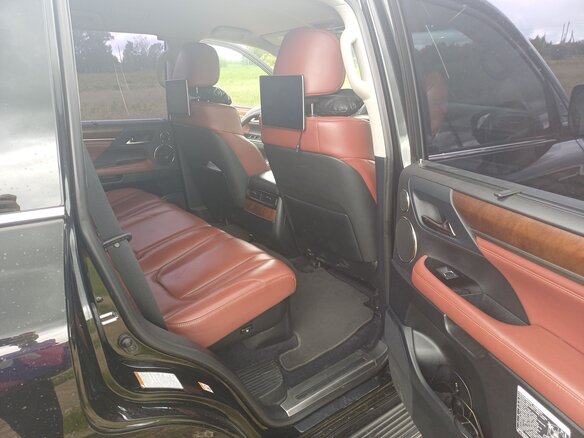2016 Lexus LX 450d III Рестайлинг 2, чёрный, 5999000 рублей - вид 16