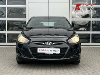 2012 Hyundai Solaris I, чёрный, 680000 рублей, вид 2