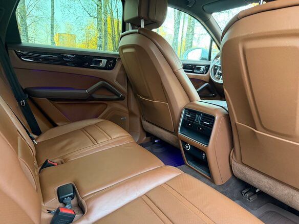 2019 Porsche Cayenne III, белый, 7890000 рублей - вид 30