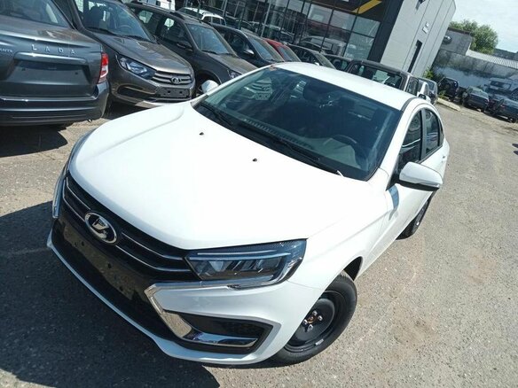 2026 Lada (ВАЗ) Vesta CNG I Рестайлинг (NG), белый - вид 12