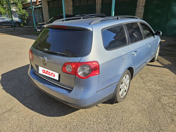 2008 Volkswagen Passat B6, серый, 480000 рублей - вид 4