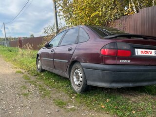 1994 Renault Laguna I, красный, 75000 рублей, вид 3