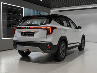2025 Kia Seltos I Рестайлинг, белый, 2880000 рублей, вид 5