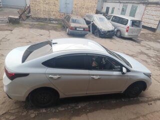 2017 Hyundai Solaris II, белый, 600000 рублей, вид 5