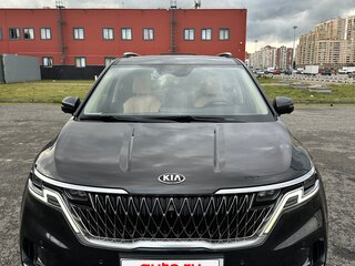 2021 Kia Carnival IV, чёрный, 4100000 рублей, вид 1