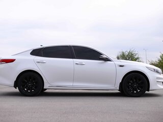 2017 Kia Optima IV, белый, 1580800 рублей, вид 4