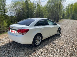 2012 Chevrolet Cruze I, белый, 700000 рублей, вид 2