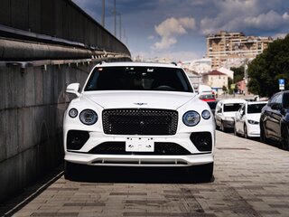 2023 Bentley Bentayga Speed I Рестайлинг, белый, 27700000 рублей, вид 3