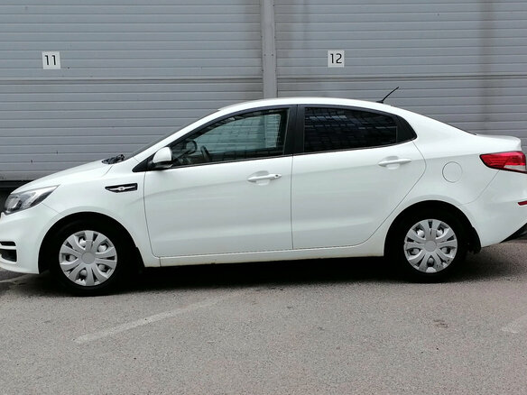 2015 Kia Rio III, белый - вид 7