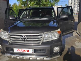 2012 Toyota Land Cruiser 200 Series Рестайлинг 1, серый, 2650000 рублей, вид 2