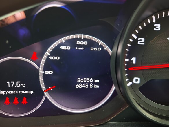 2021 Porsche Cayenne Coupé III, серый, 8500000 рублей - вид 9