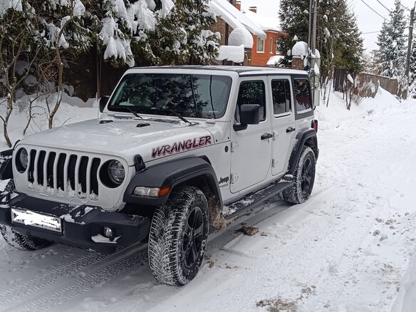 2020 Jeep Wrangler IV (JL), белый, 3500000 рублей
