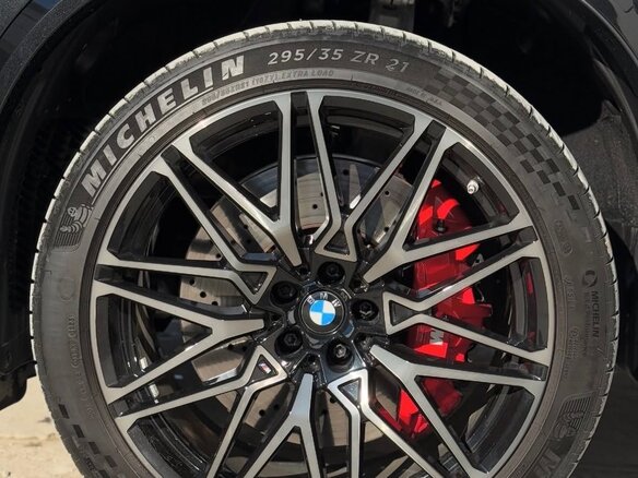 2023 BMW X5 M Competition III (F95) Рестайлинг, чёрный, 19250000 рублей - вид 9