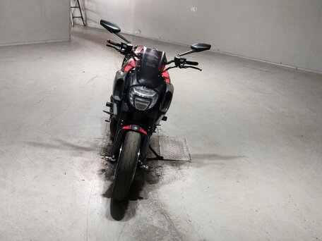 2015 Ducati Diavel Carbon, чёрный, 805000 рублей, вид 3