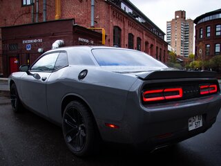 2019 Dodge Challenger III Рестайлинг 2, серый, 2700000 рублей, вид 2