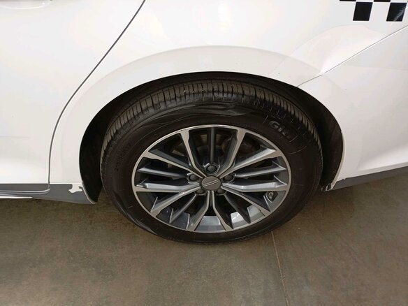 2024 Geely Preface I, белый, 2128000 рублей - вид 10