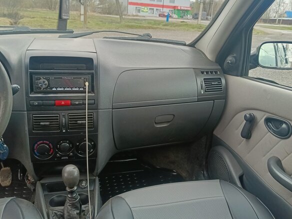 2011 Fiat Albea I Рестайлинг, серый, 260000 рублей - вид 10