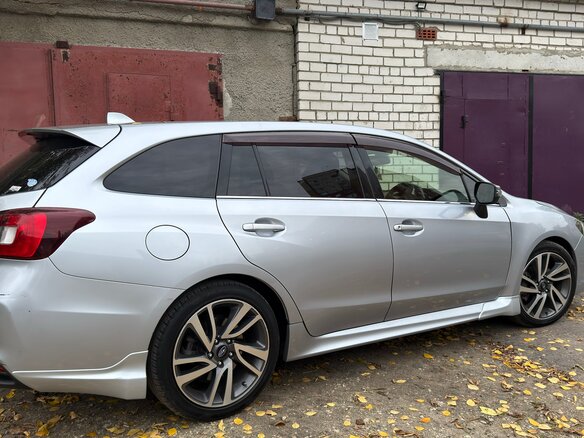 2015 Subaru Levorg I, серый, 1500000 рублей - вид 1