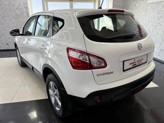 2011 Nissan Qashqai I Рестайлинг, белый, 1145000 рублей, вид 3