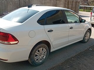 2017 Volkswagen Polo V Рестайлинг, белый, 1300000 рублей, вид 4