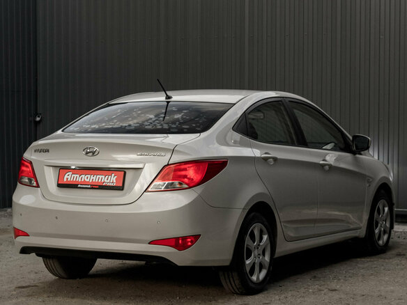2015 Hyundai Solaris I Рестайлинг, бежевый, 899000 рублей - вид 6