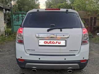 2011 Chevrolet Captiva I, белый, 900000 рублей, вид 4