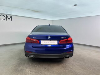 2019 BMW 5 серии 530d xDrive VII (G30/G31/G38), чёрный, 5300000 рублей, вид 4