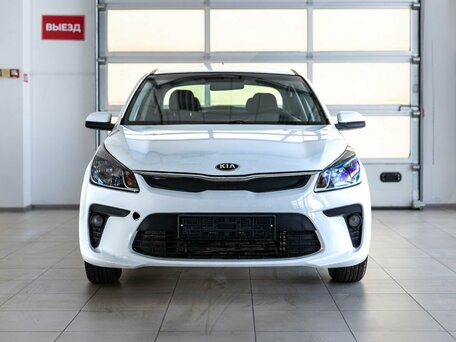 2019 Kia Rio IV, белый, 1100000 рублей, вид 2