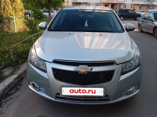 2011 Chevrolet Cruze I, серебристый, 670000 рублей, вид 2
