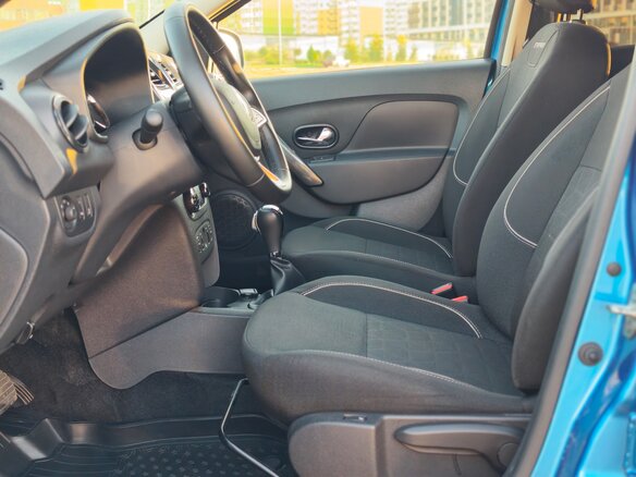 2020 Renault Sandero Stepway II Рестайлинг, синий, 1420000 рублей - вид 10