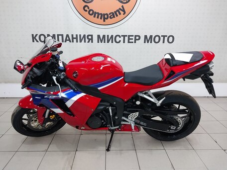 2024 Honda CBR 600RR, красный, 1470000 рублей, вид 2