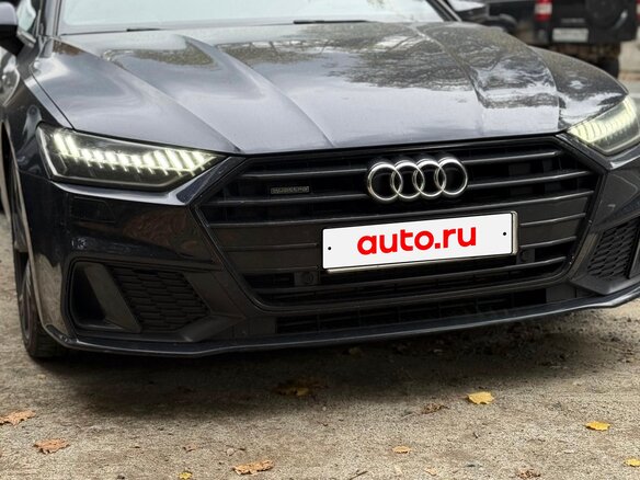 2019 Audi A7 50 TDI II (4K), синий, 5300000 рублей