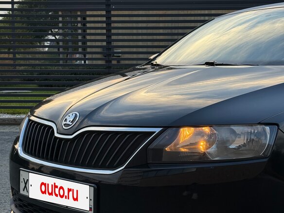 2017 Skoda Rapid I Рестайлинг, чёрный, 750000 рублей - вид 2